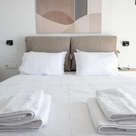 Niobe χαλάρωση με στυλ στο κέντρο αγίων θεοδώρων Agioi Theodoroi (Corinthia)