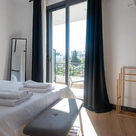 Niobe χαλάρωση με στυλ στο κέντρο αγίων θεοδώρων * Agioi Theodoroi (Corinthia)